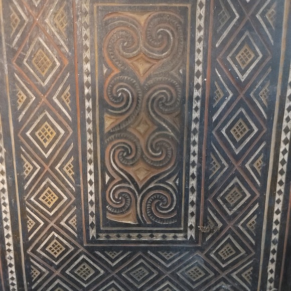 Hand carved wood serving tray serving platter Ethnic carvings geometric design - Picture 2 of 6